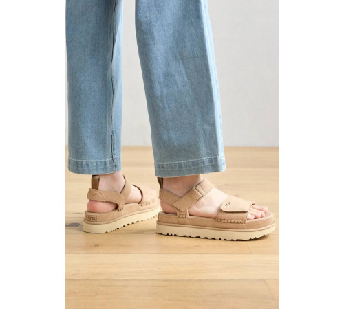 UGG Goldenstar Sandal Sand
