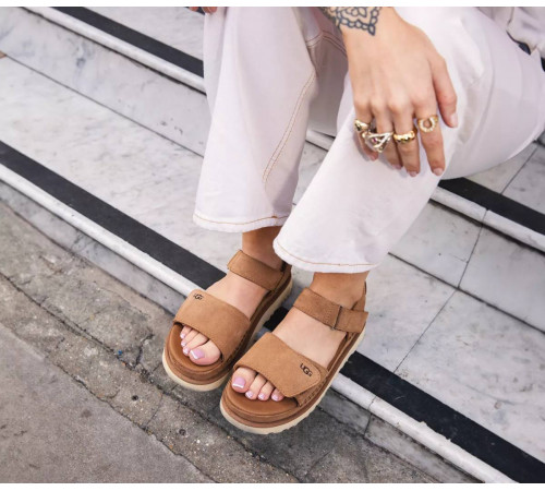 UGG Goldenstar Sandal Chestnut