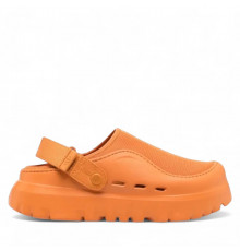 UGG PeakMod Apricot