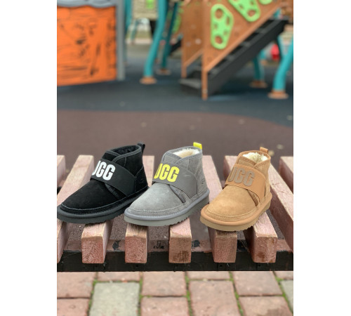 UGG Kids Neumel II Graphic Logo Boot Chestnut 