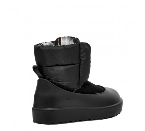UGG Classic Maxi Toggle black