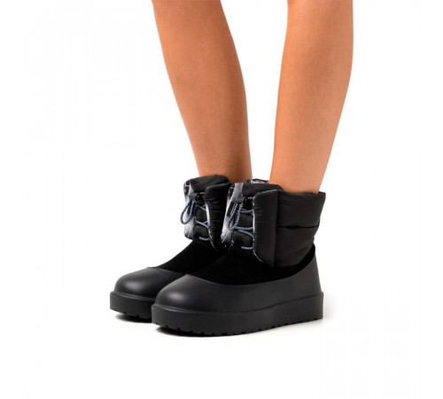 UGG Classic Maxi Toggle black