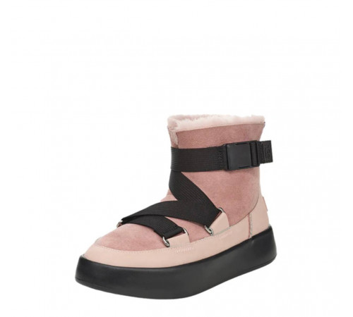 UGG Boom Buckle Boot Pink