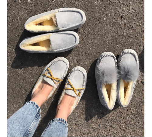 UGG Dakota Pom Pom Grey