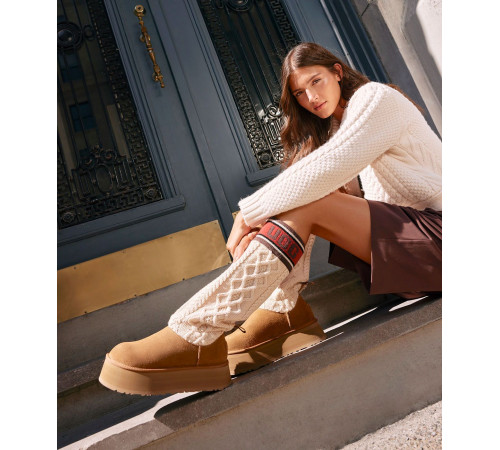 UGG Classic Sweater Letter Chestnut