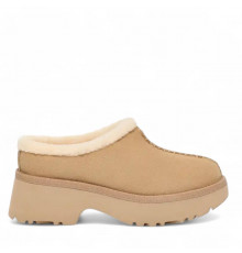 UGG New Heights Cozy Clog Sand