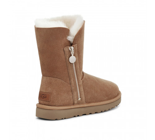 UGG Bailey Zip Short Chestnut