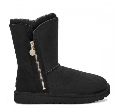 UGG Bailey Zip Short Black