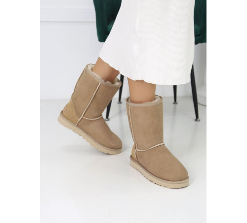 UGG Classic Short II Sand