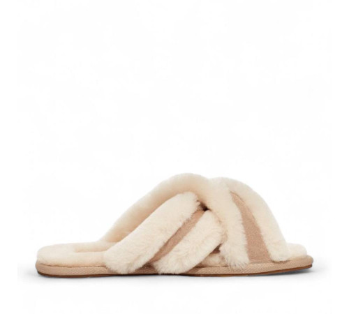 UGG Slippers Scuffita Sand