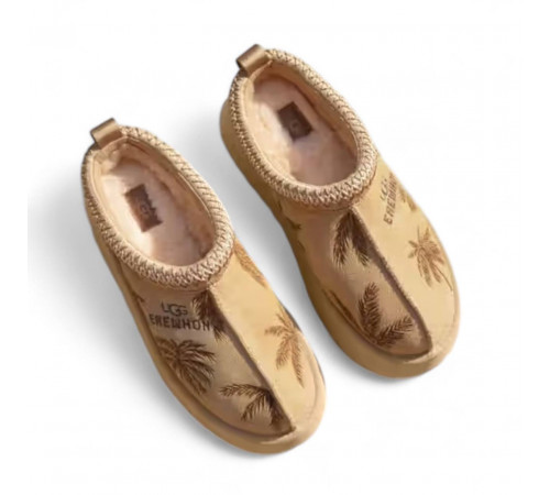 UGG Tazz Platform Erewhon Camel