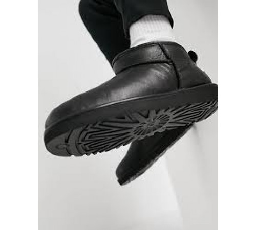 Ugg Mens Classic Ultra Mini Leather Black 